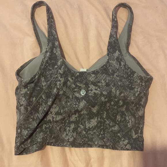 🖤🖤 WORN ONCE lululemon align top size 8/// OPEN TO TRADE JUST ASK!!! - Picture 2 of 3